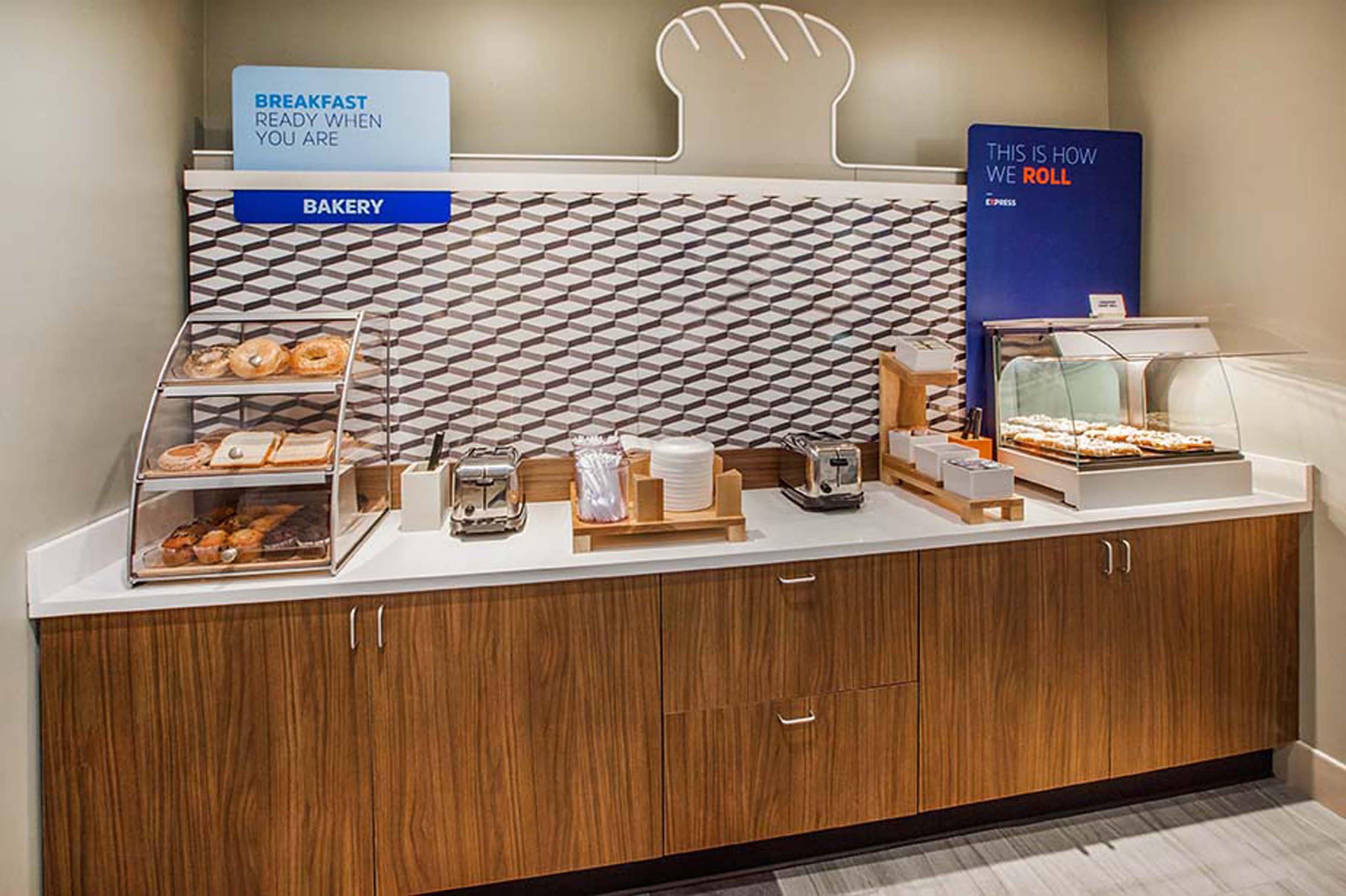 Holiday Inn Express Hotel & Suites - Paso Robles By Ihg Esterno foto