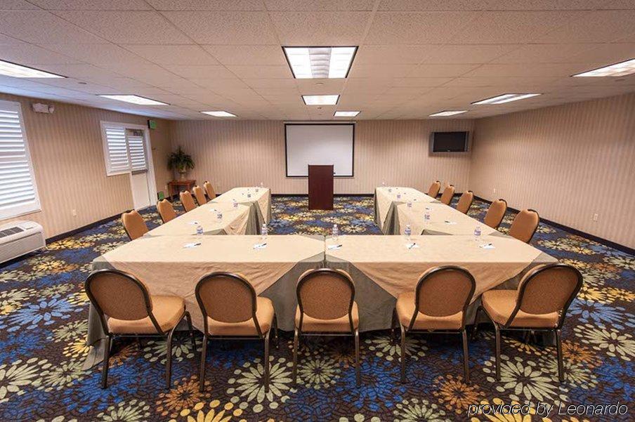 Holiday Inn Express Hotel & Suites - Paso Robles By Ihg Esterno foto